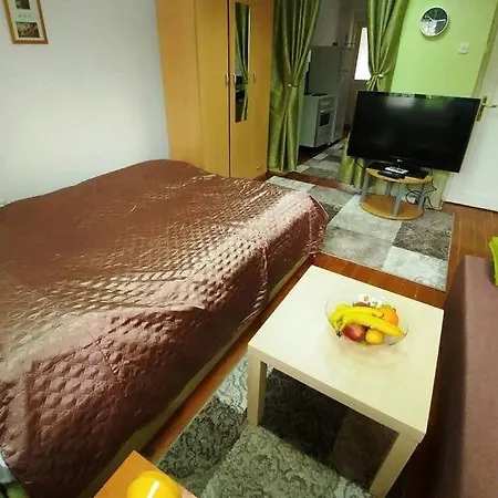 New Old Town 2 Apartment
